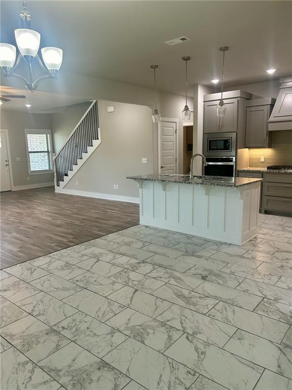 Building Photo - 224 Ryder St