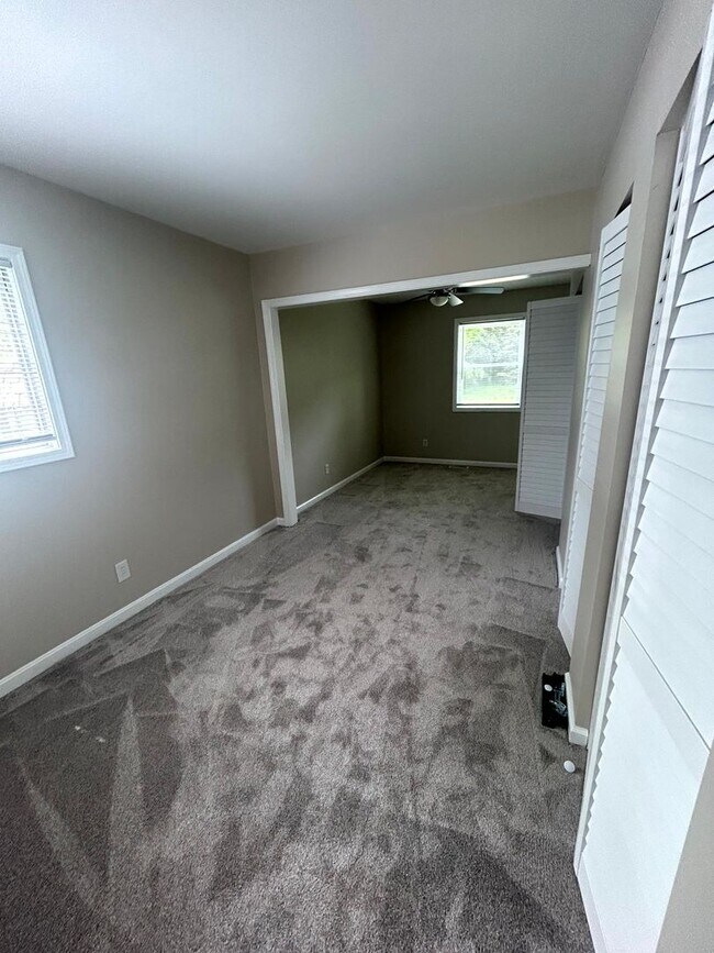 Building Photo - 9800 Orlandi Ct