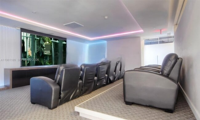 Building Photo - 601 NE 36th St