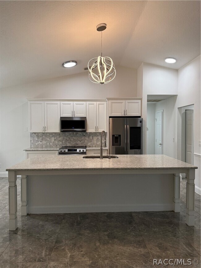 Building Photo - 7899 SW 62 Ct