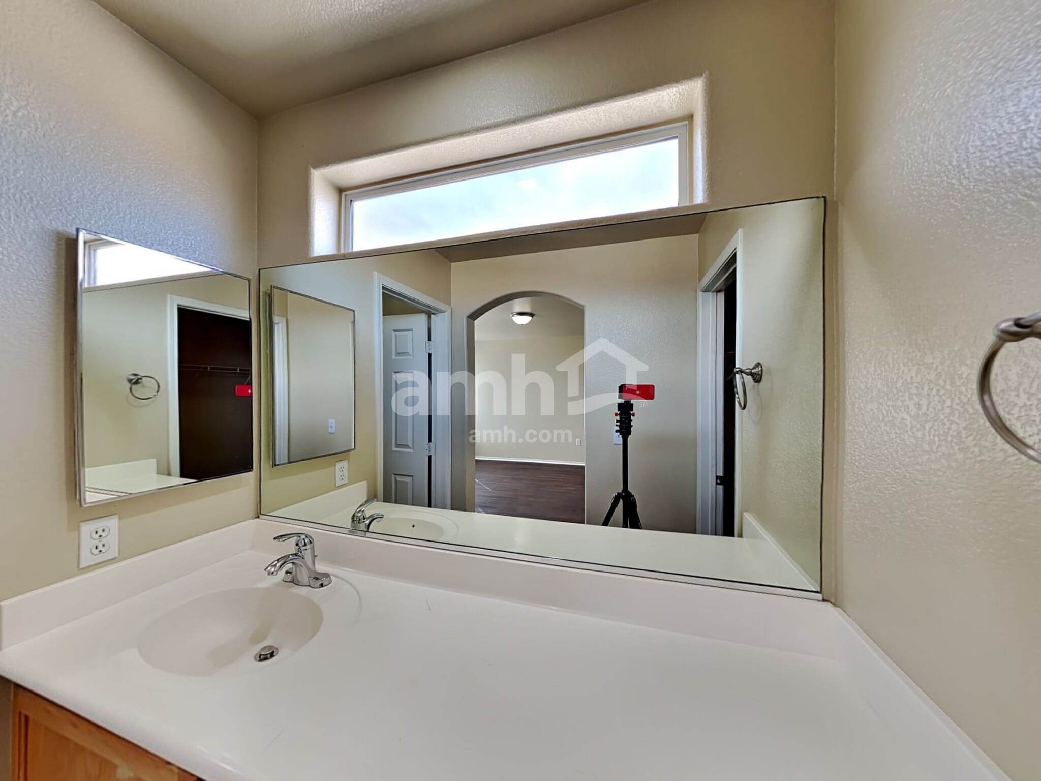 Building Photo - 9342 Aventurine Ct