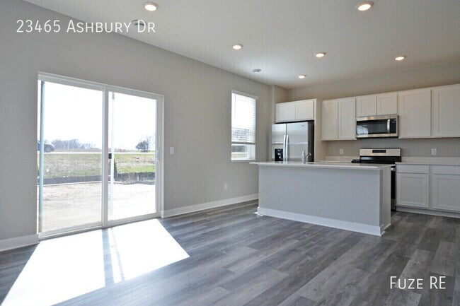 Building Photo - 23465 Ashbury Dr