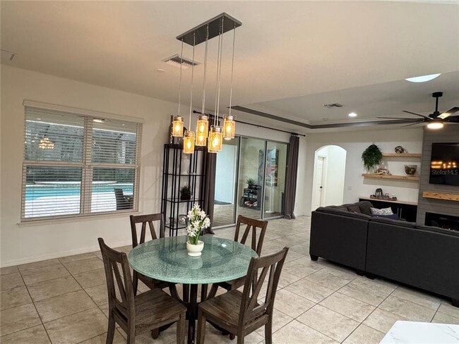 Building Photo - 6310 Anise Dr
