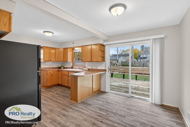 Primary Photo - 3 Bedroom Home in Shakopee