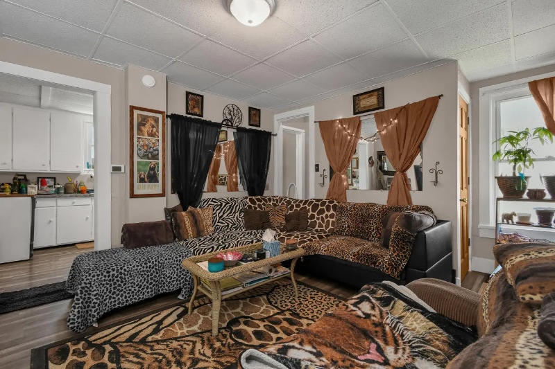 Building Photo - 11 Jefferson St