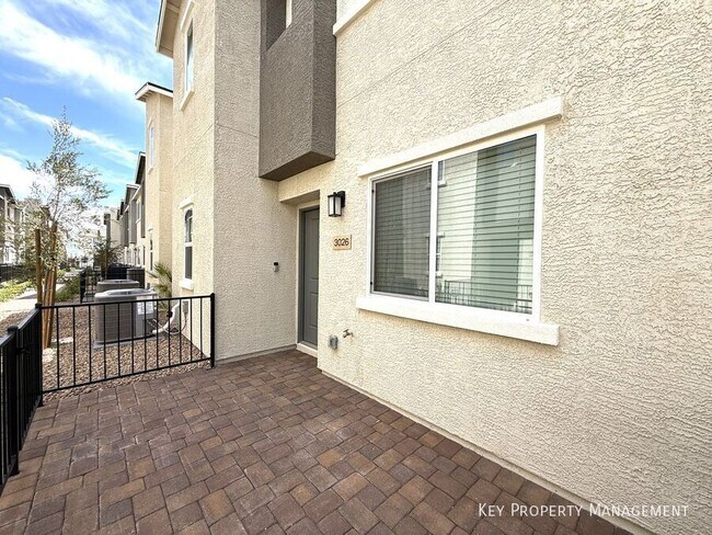 Building Photo - 3026 Green Finch St