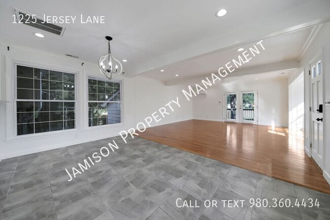 Building Photo - 1225 Jersey Ln
