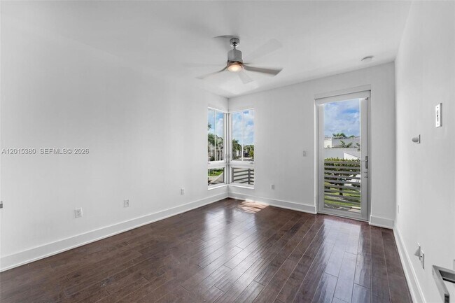 Building Photo - 8221 NW 34th St