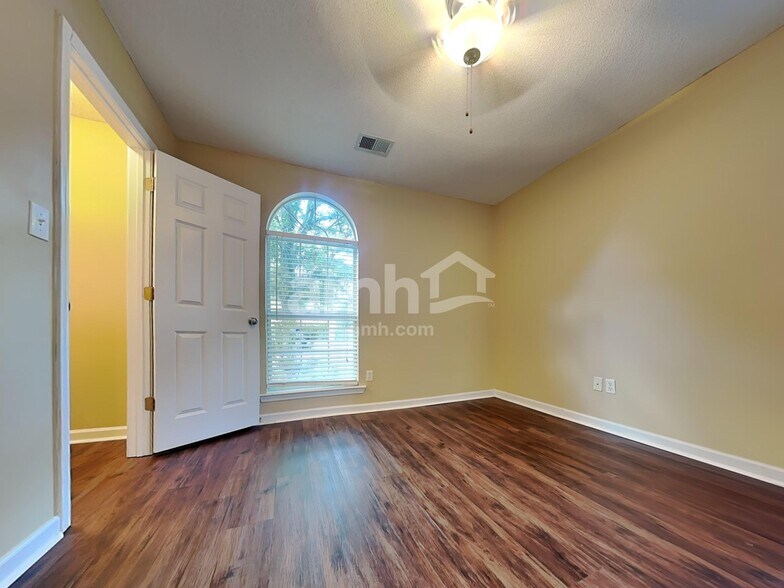 Building Photo - 11603 Dempsey Dr