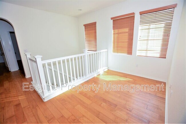 Building Photo - 3055 Nimes Ln