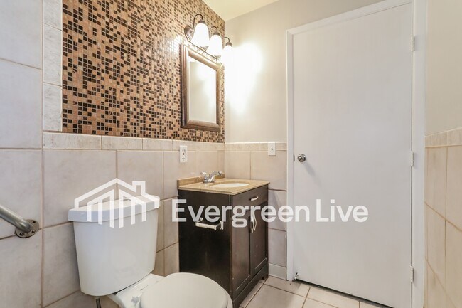 Building Photo - 2787 Pickmeier Ln