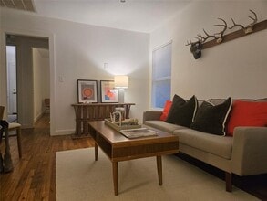 Building Photo - 1307 Deloney St