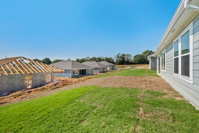 Building Photo - Beautiful, Brand New 4/2 in Gentry!