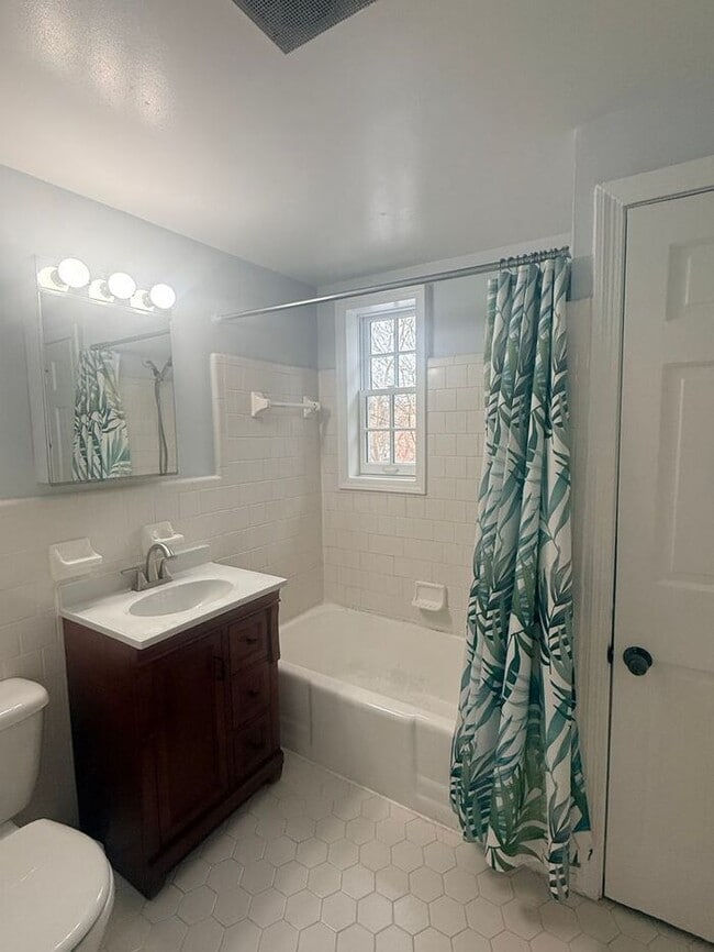 Building Photo - Cozy 1 bd 1 bath Condo