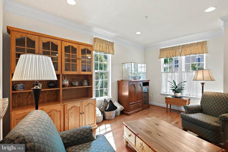 Building Photo - 7200 Dorchester Woods Ln