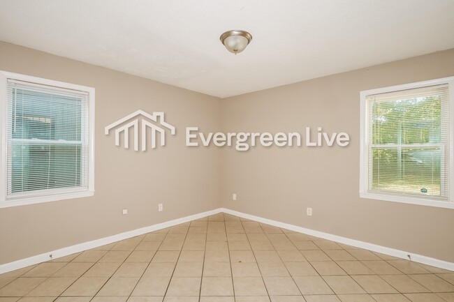 Building Photo - 3460 Meier Dr