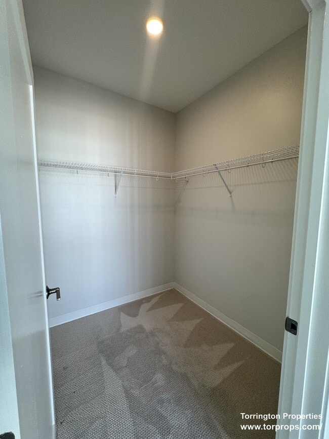 Building Photo - 289 Walk Hill St