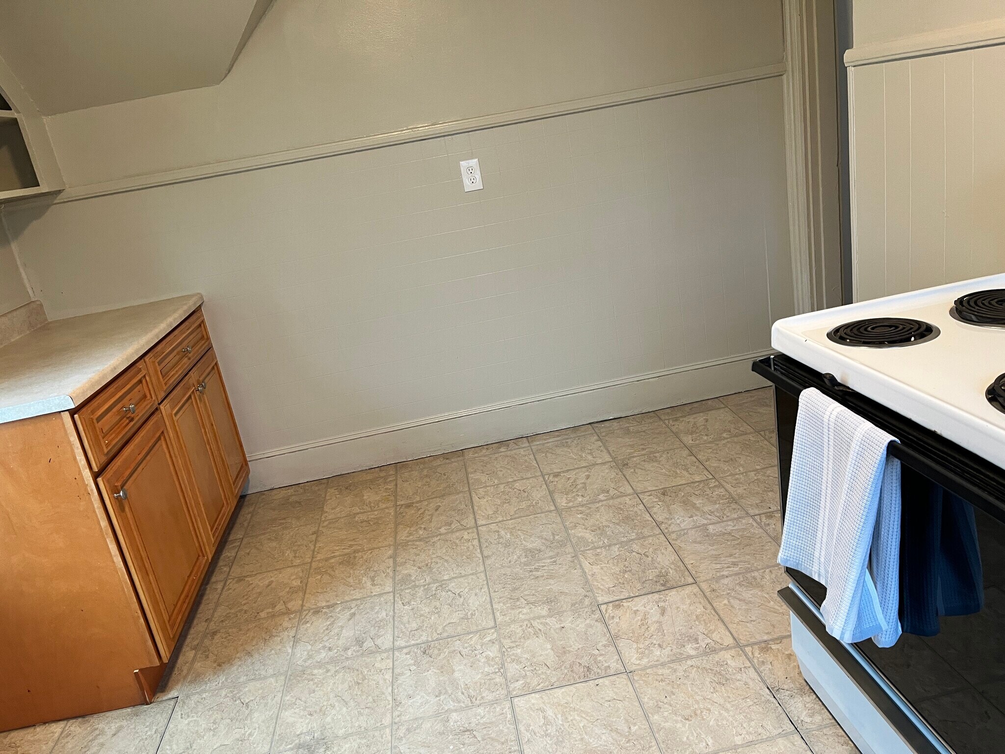 Building Photo - 236 Euclid Ave