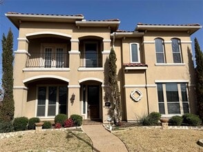 Building Photo - 2043 Loma Alta Dr