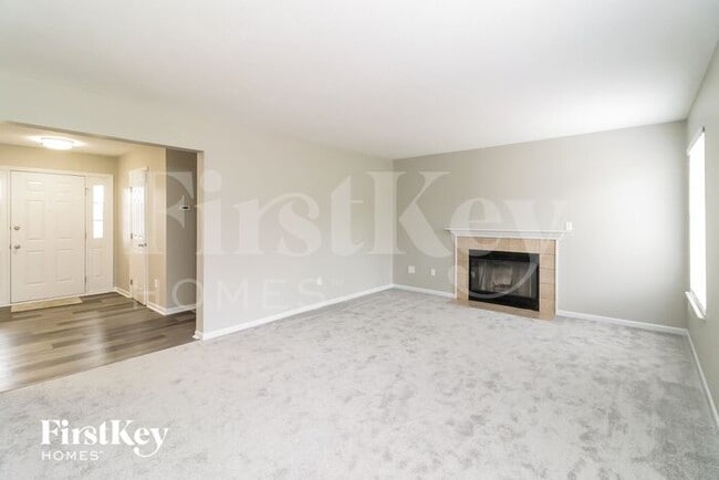 Building Photo - 6955 Autumn Glen Dr