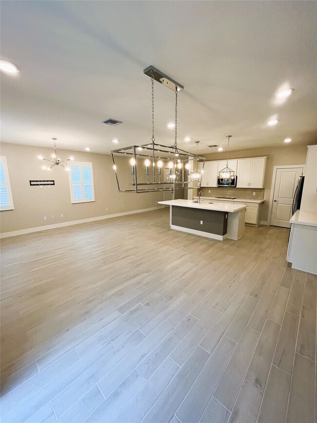 Building Photo - 226 Preserve Trl S