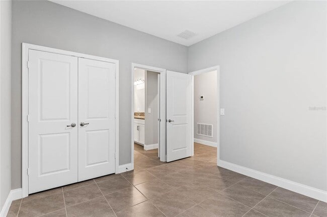 Building Photo - 851 Vineyard Rdg Rd