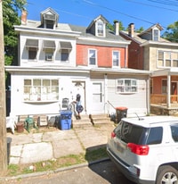 Building Photo - 116 E 21st St