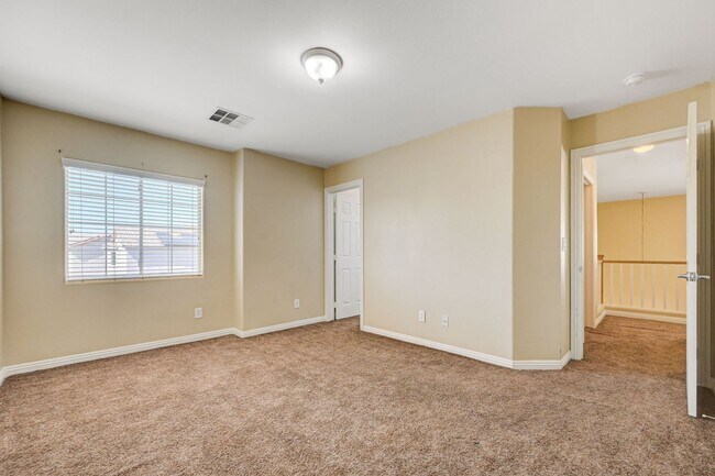 Building Photo - 1107 Aldenwood Ave