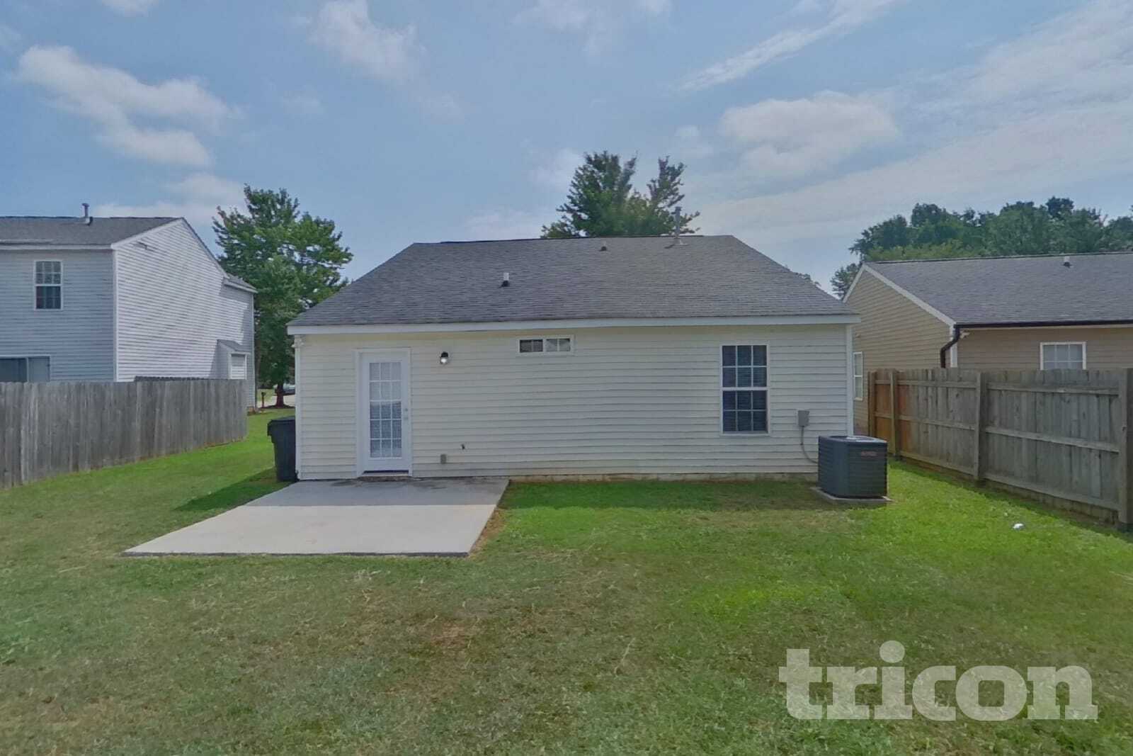 Building Photo - 6129 Whispering Brook Ct