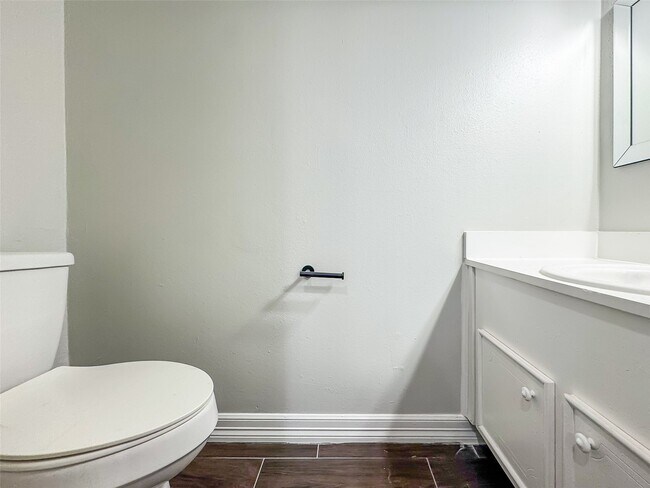 Building Photo - 1715 Moritz Dr