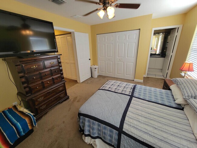 Building Photo - 4278 Avon Park Cir