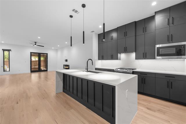 Building Photo - 5227 Lindsley Ave