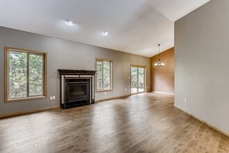 Building Photo - 1510 Pheasant Hills Dr