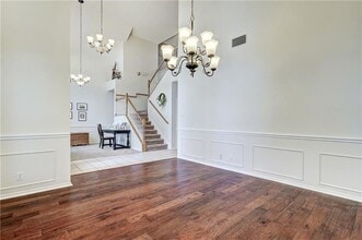 Building Photo - 1711 Fall Creek Dr