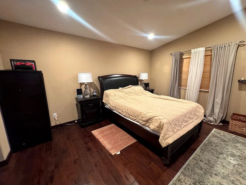 Building Photo - 16728 Tim Ln