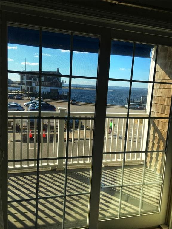 Building Photo - 118 Bay St