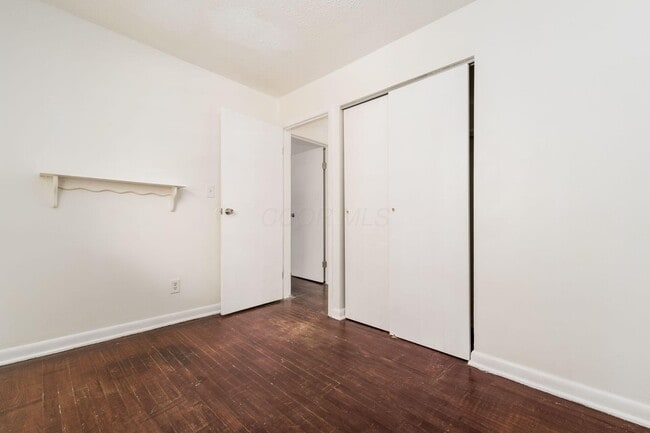 Building Photo - 1726 E Blake Ave