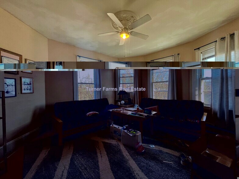 Building Photo - 803 Parker St