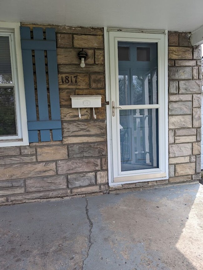 Building Photo - Charming 2-Bedroom Home in North Linden – ...