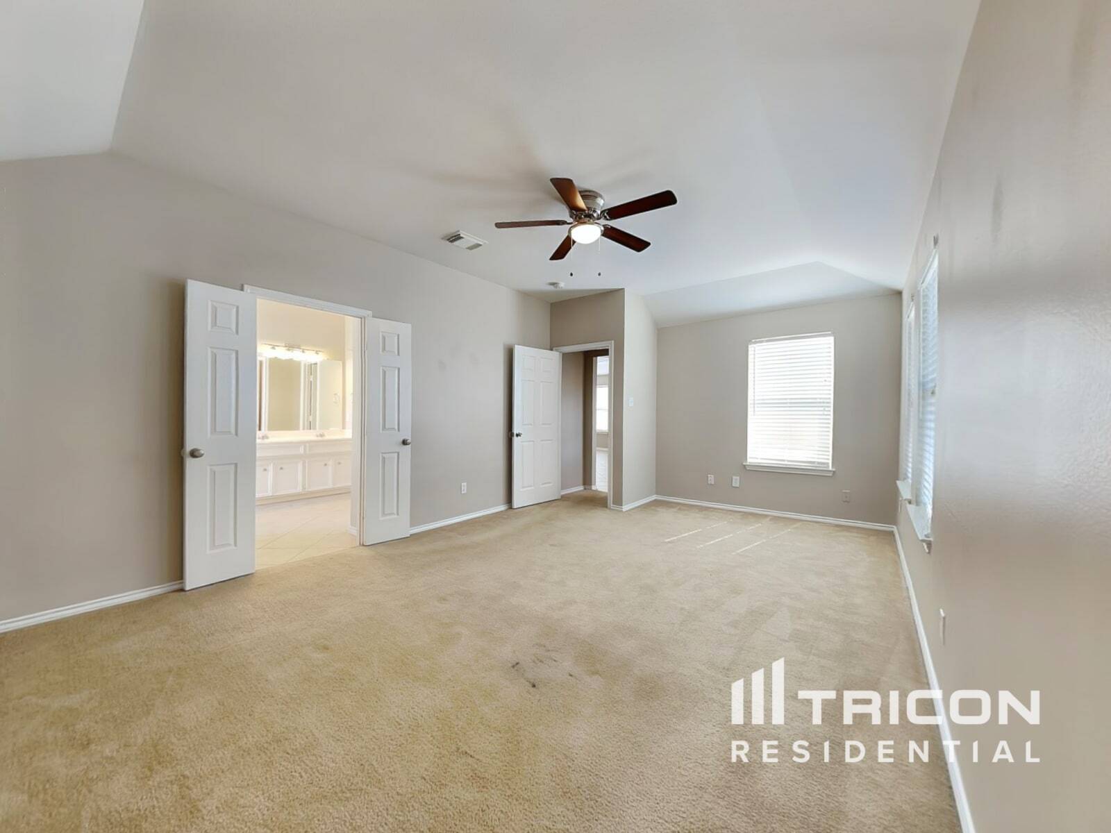 Building Photo - 12723 Whistling Springs Dr