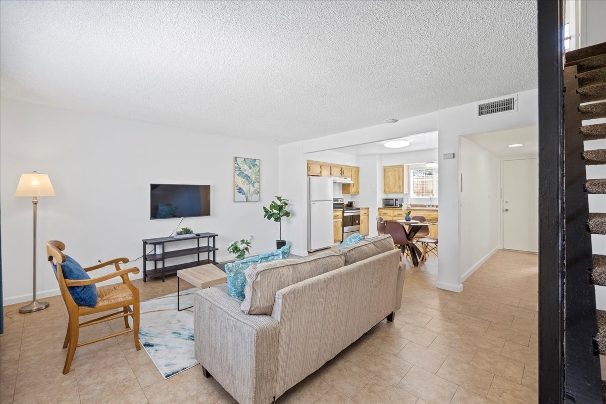 Building Photo - 4225 Parkwood Ct