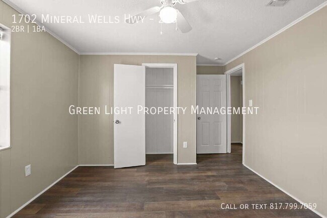 Building Photo - 1702 Mineral Wells Hwy