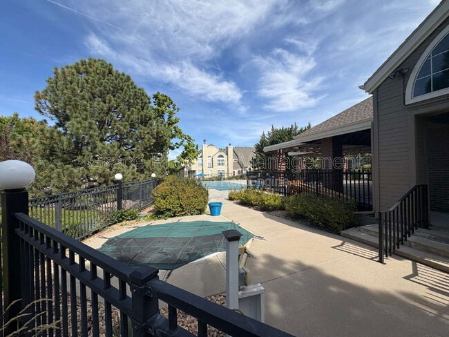 Building Photo - 5863 W Atlantic Pl