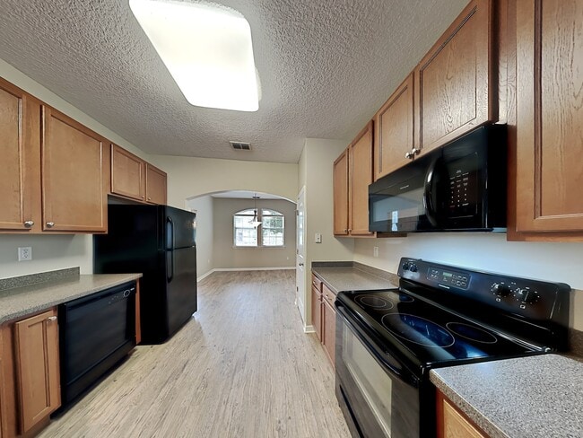 Building Photo - 3662 Lightview Ln