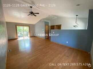 Building Photo - 1126-1128 Greenwood Ave-1126