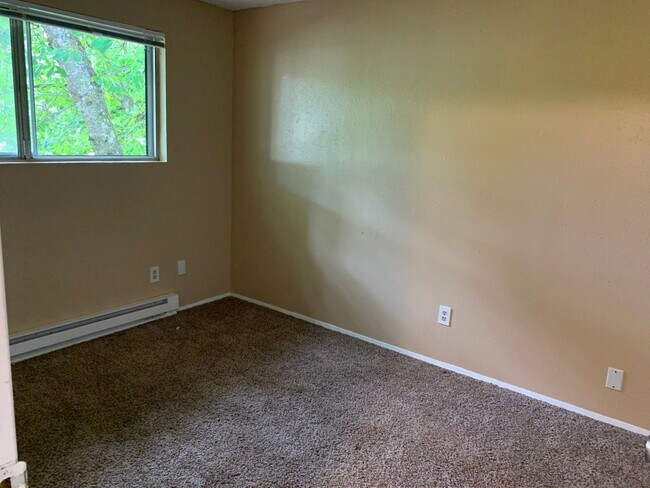 Building Photo - 4166 SW 170th Ave
