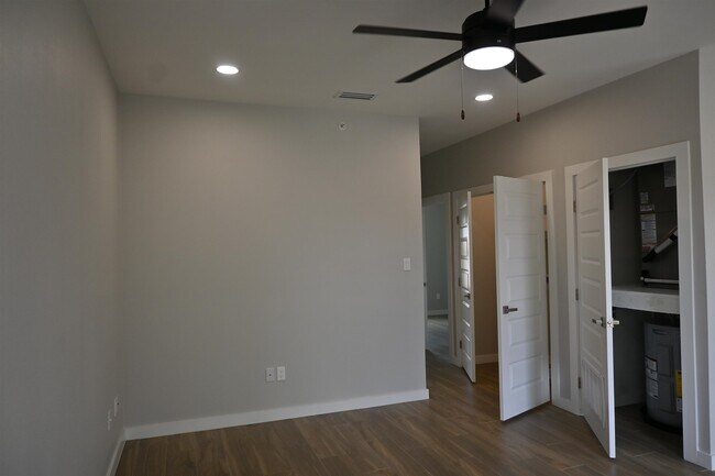 Building Photo - 311 Dorel Dr