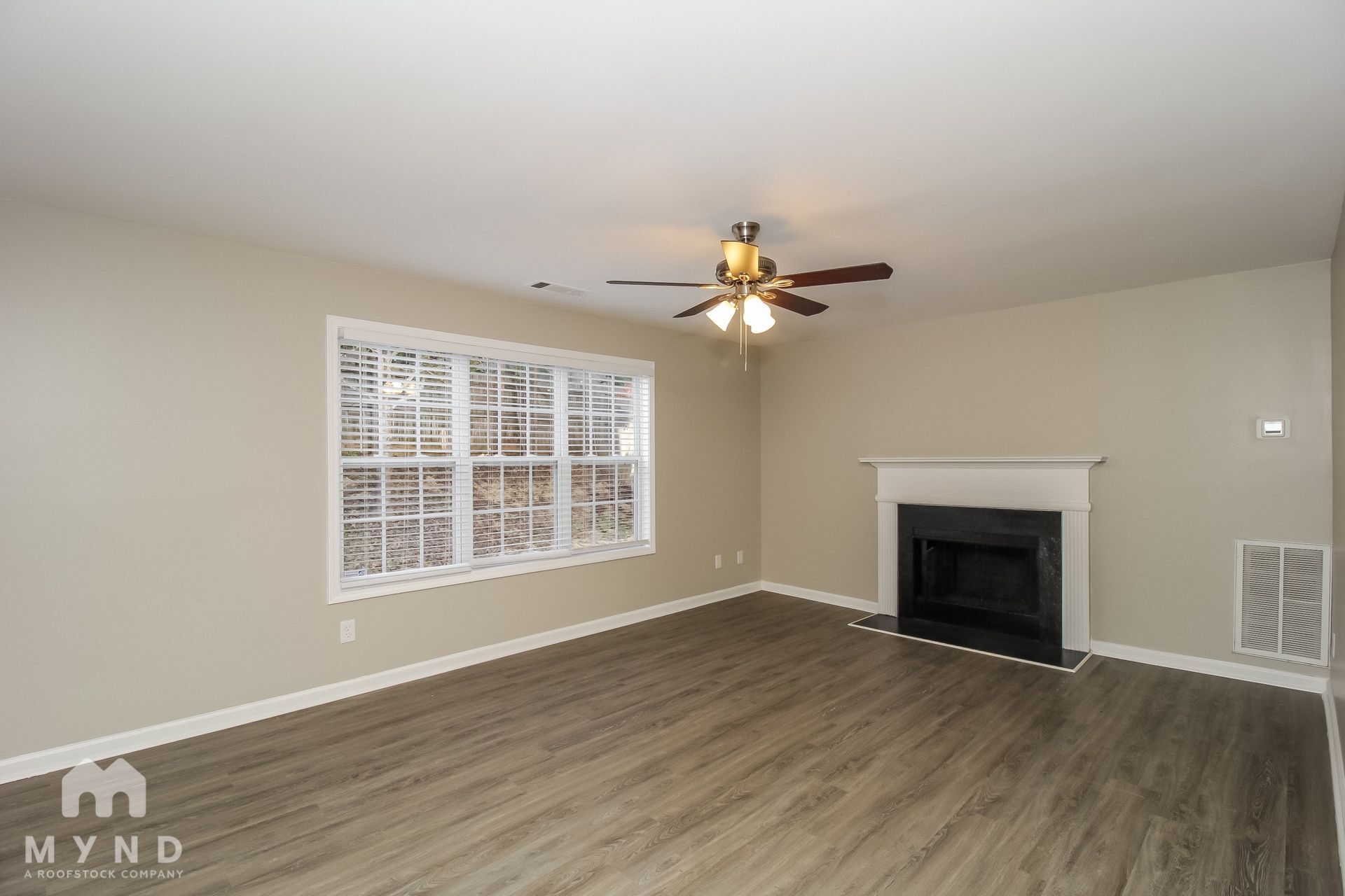 Building Photo - 6551 Snow Bird Ln