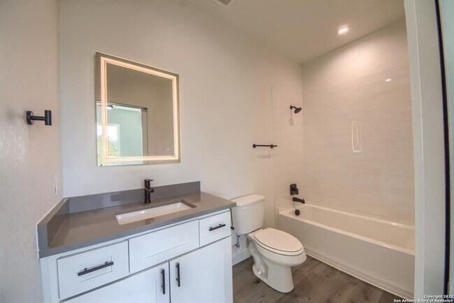 Building Photo - 2066 Dry Creek