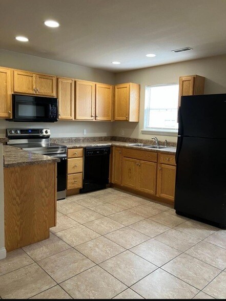 Building Photo - 1310 Stags Way